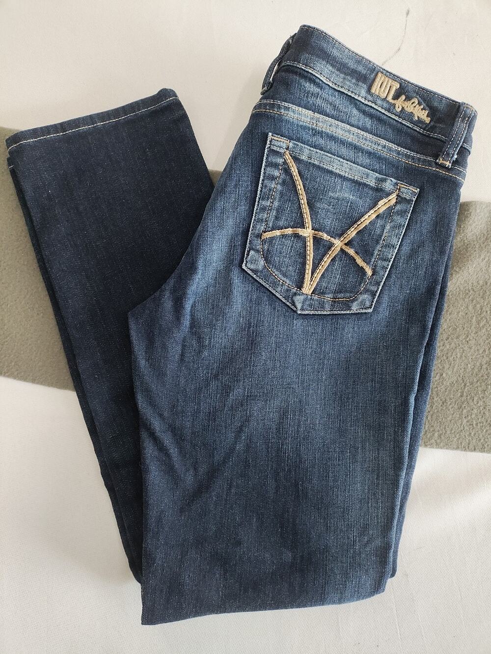 Kut from the Kloth Catherine Boyfriend Jeans Women's Sz 6 Dark Wash Straight